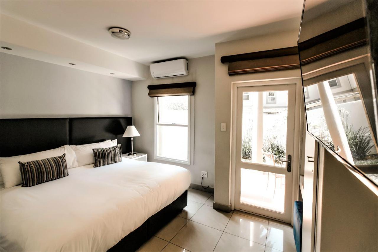 Villa Via Executive Suites With Power Back-Up Johannesburg Zewnętrze zdjęcie